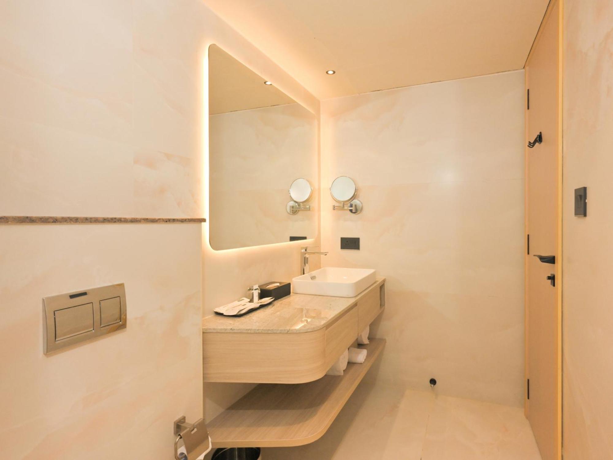 Arrival Hotel Hyderabad Exterior photo